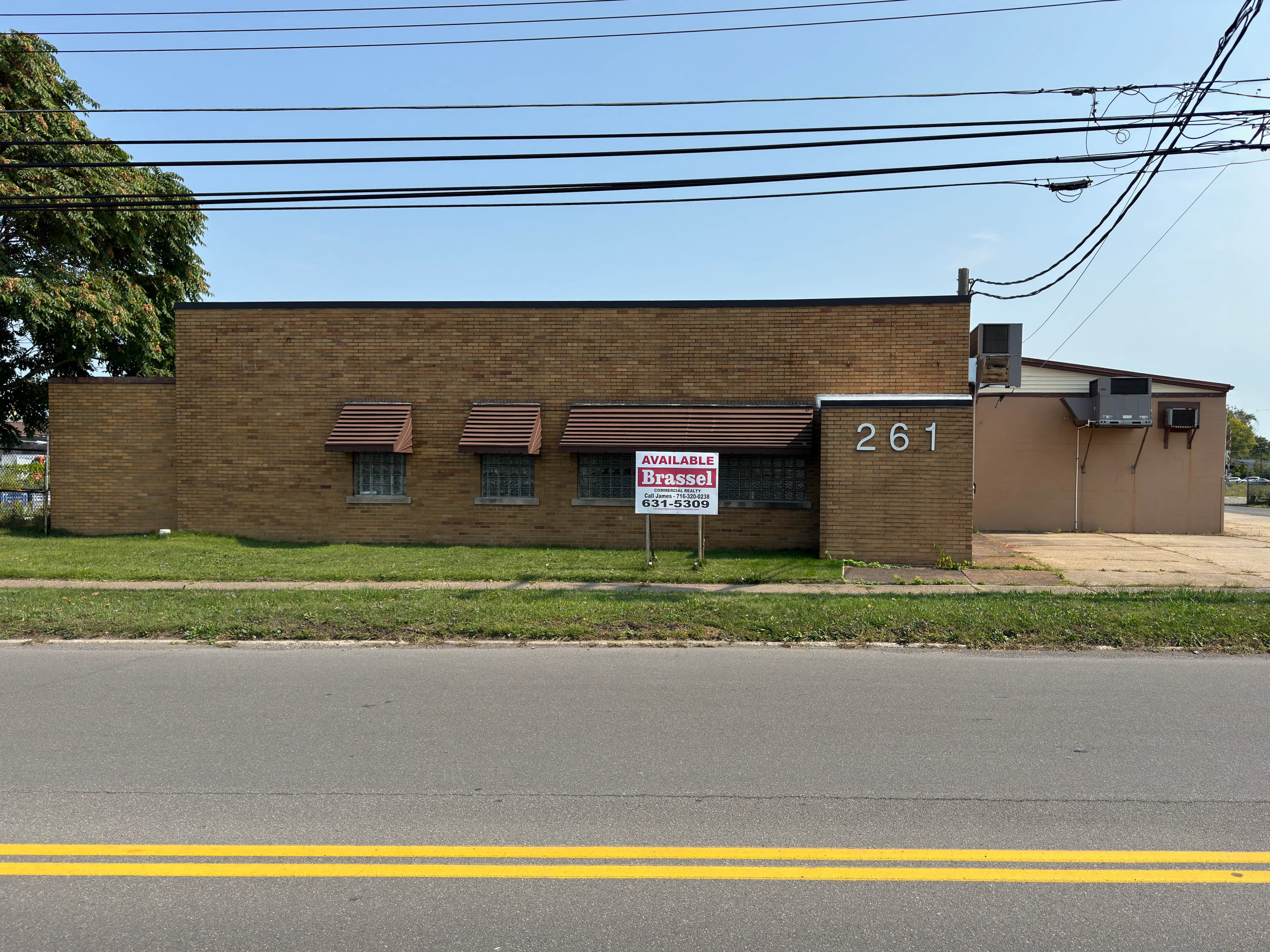 Prime Warehouse and Office space on Main St North Tonawanda - Image 1
